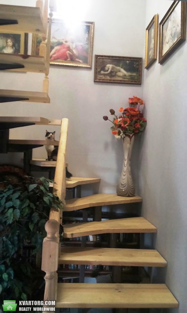 Sell house. Киев,  Франко пер. — photo 5