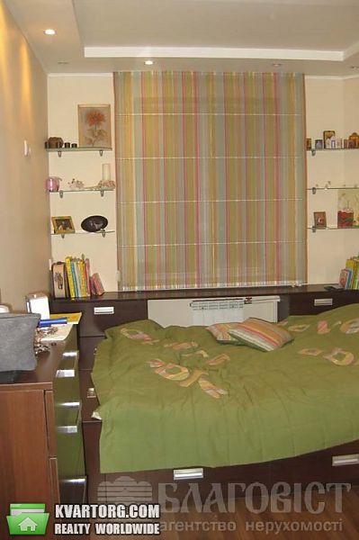 Sell 2-room apartment. Киев, Днепровская набережная, — photo 2