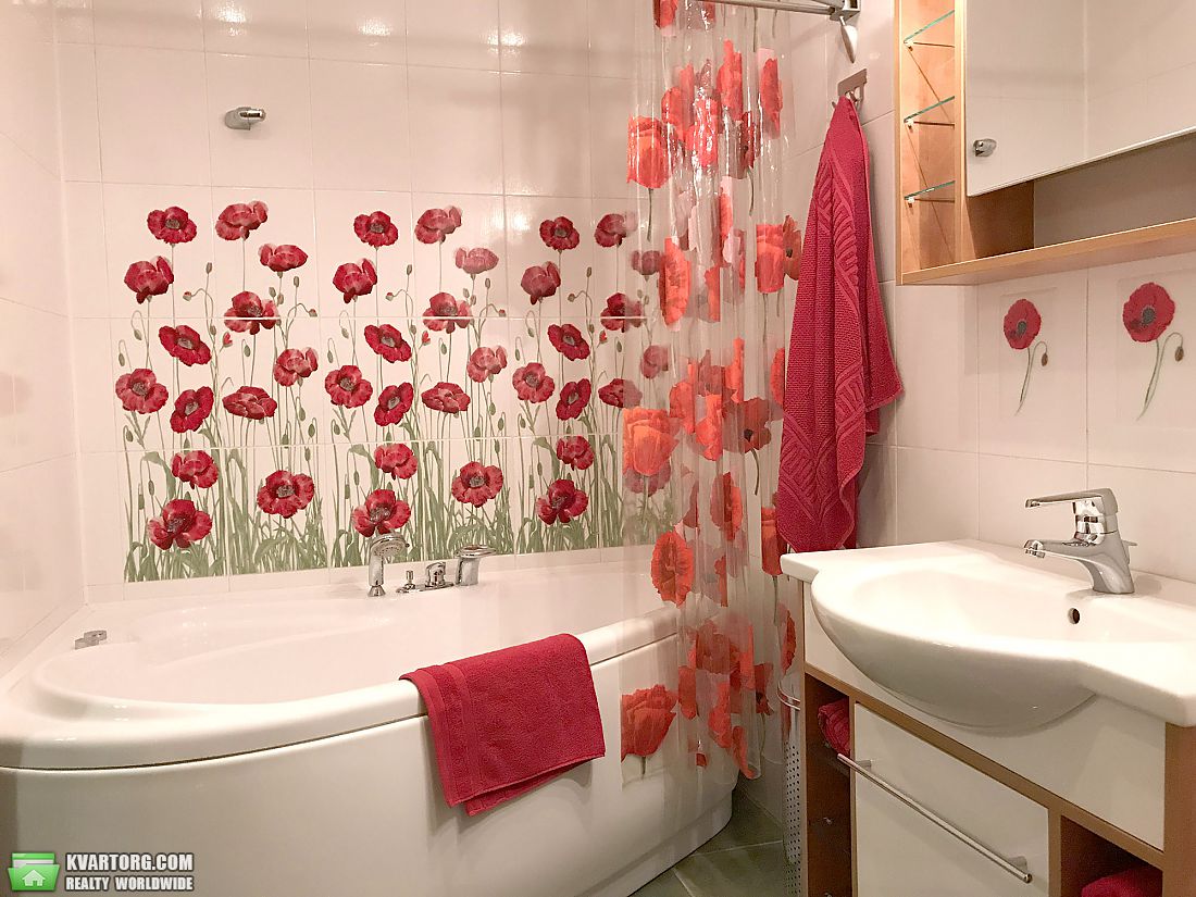 Rent out 3-room apartment. Киев,  Паньковская — photo 9