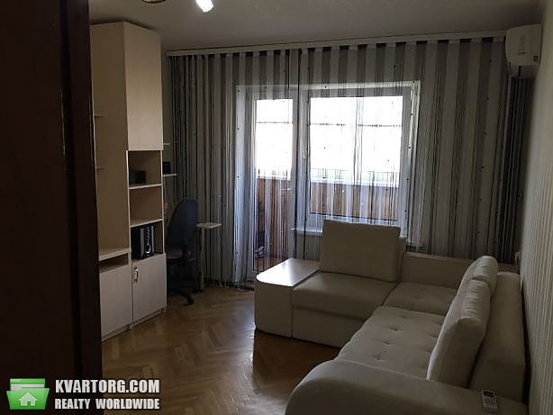 Sell 1-room apartment. Киев,  Метрологическая — photo 1