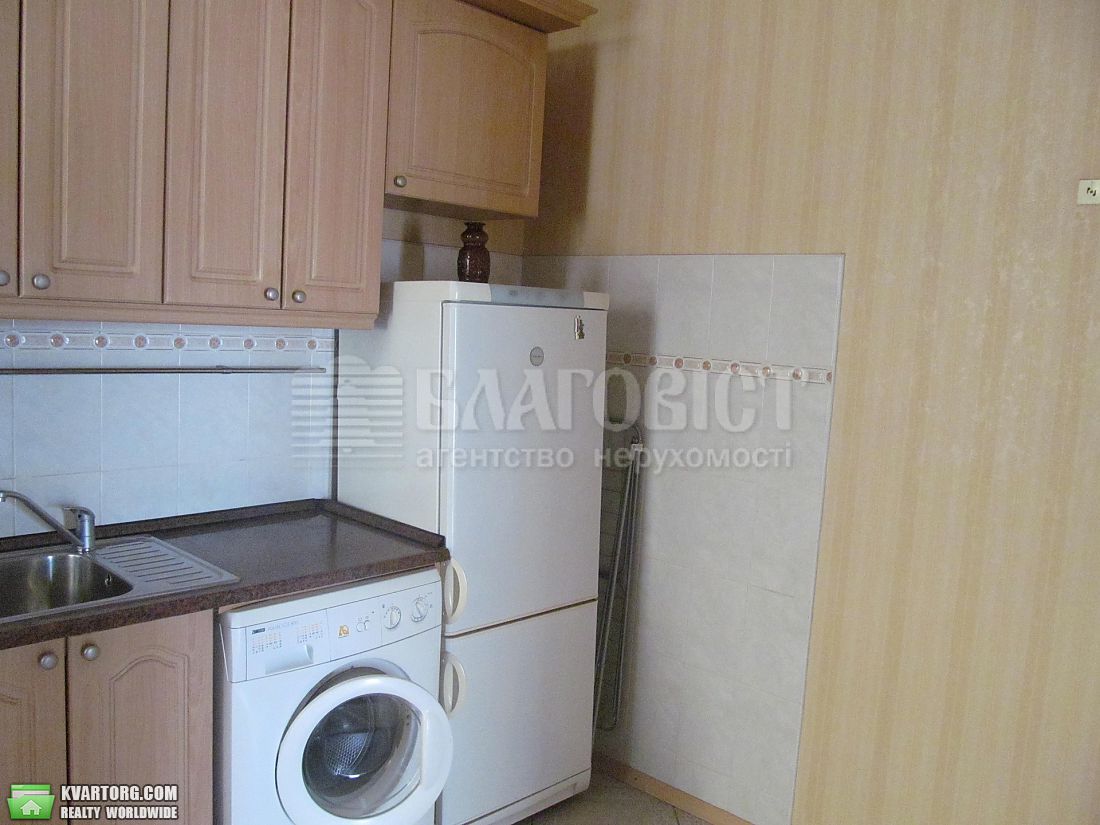 Rent out 1-room apartment. Киев,  Владимирская — photo 2