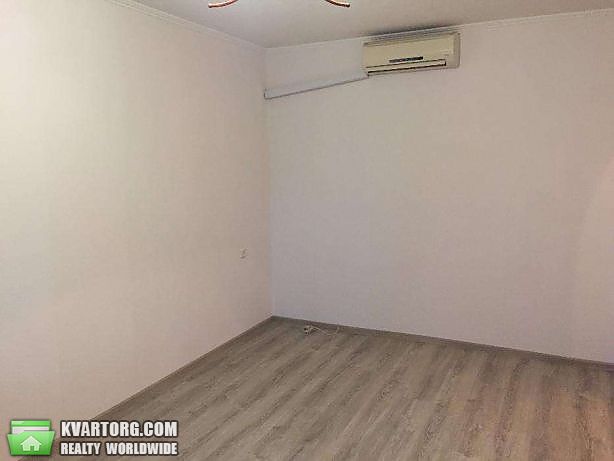 Sell 1-room apartment. Киев,  Волынская — photo 5