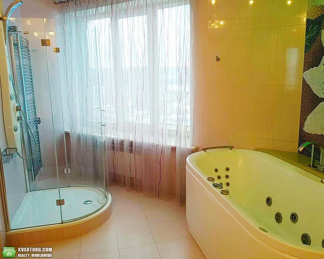 Rent out 5-room apartment. Киев, Днепровская Набережная — photo 10