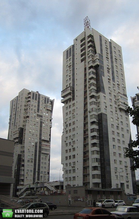 Sell 2-room apartment. Киев,  Срибнокильская — photo 2