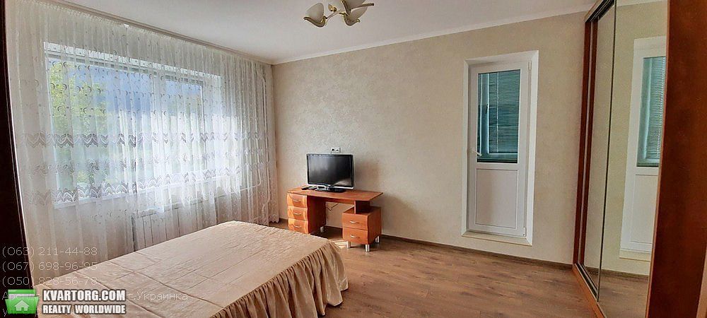 Rent out 1-room apartment. Украинка,  Строителей — photo 10