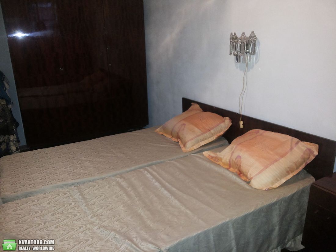 Rent out 2-room apartment. Киев,  Ижакевича — photo 4