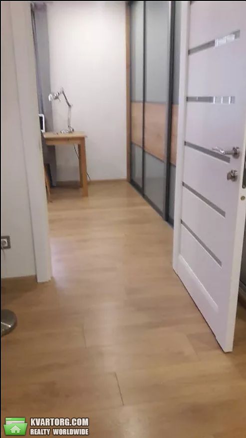 Rent out 2-room apartment. Киев,  Кловский спуск — photo 4