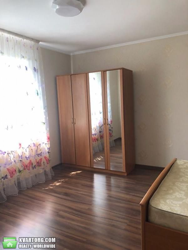 Rent out house. Киев,  Приречная — photo 6