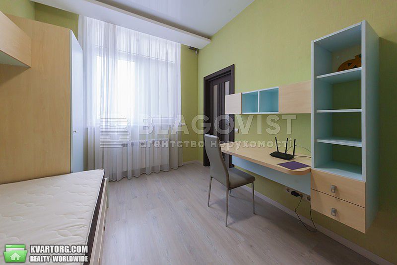 Sell 3-room apartment. Киев,  Урловская — photo 7