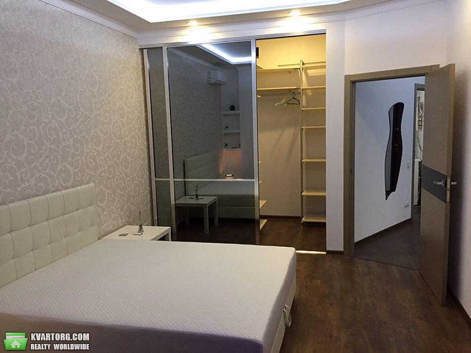 Rent out 2-room apartment. Киев,  Руданского — photo 7