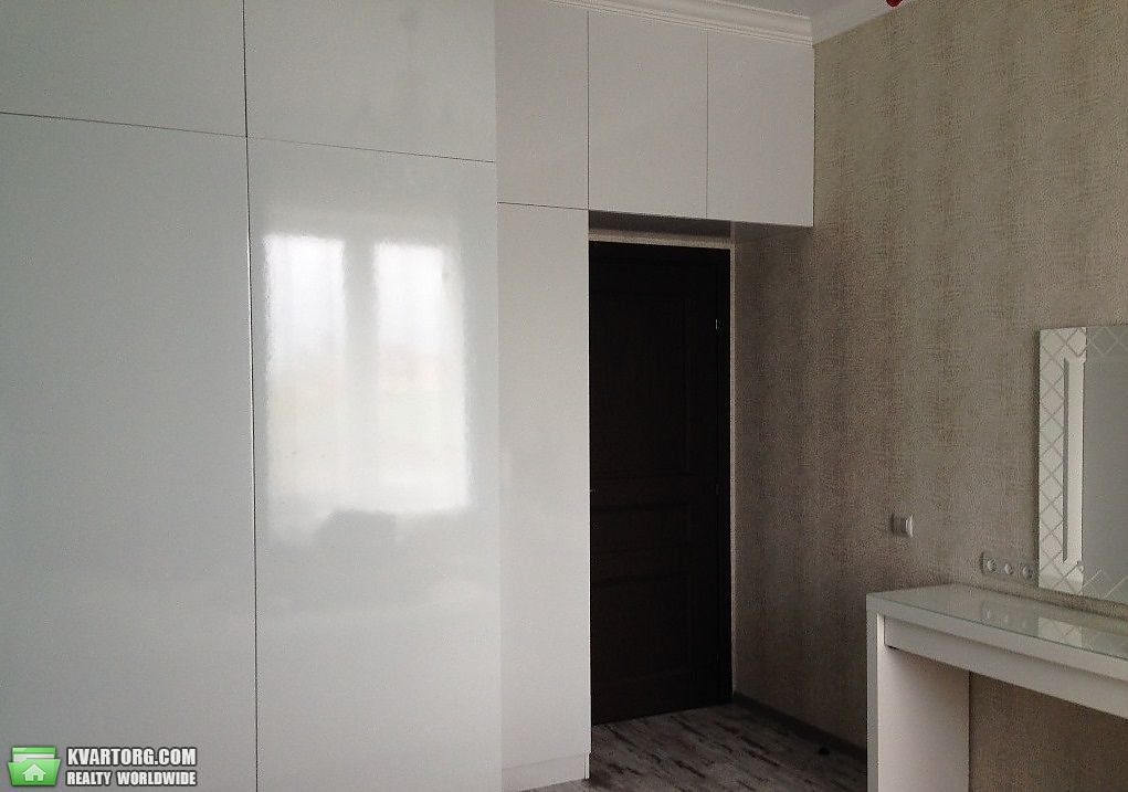 Rent out 2-room apartment. Киев,  Драгоманова — photo 2