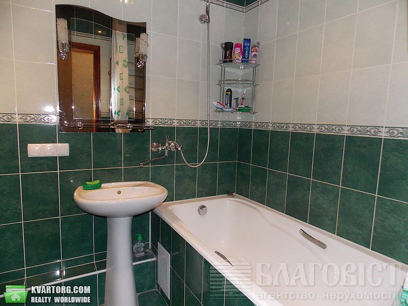 Sell 3-room apartment. Киев,  Милославская — photo 10