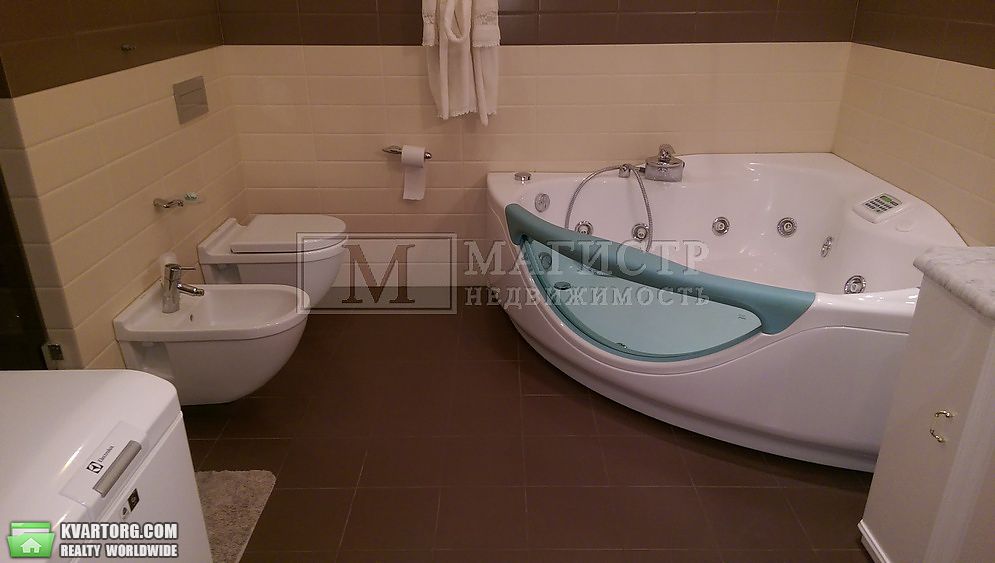 Sell 4-room apartment. Днепропетровск, Рогалева — photo 4