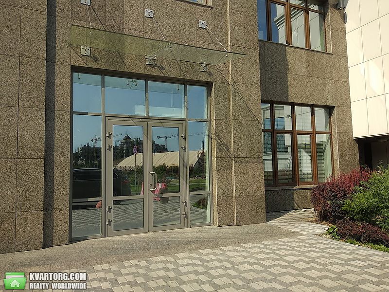 Rent out office. Киев, Драгомирова — photo 1