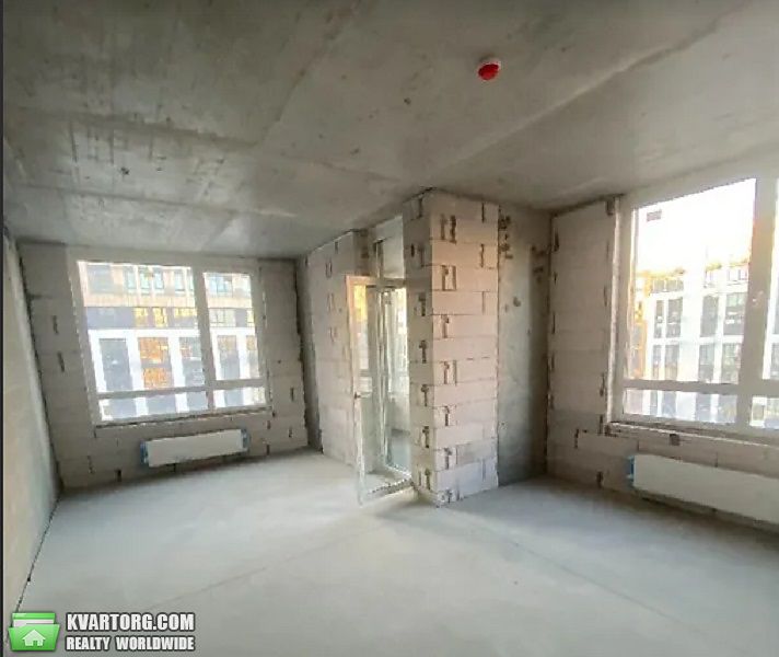 Sell 3-room apartment. Киев,  Салютная — photo 4