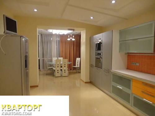 Rent out 3-room apartment. Одесса, Лидерсовский бульвар — photo 1