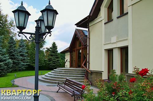 Sell house. Киев,  Панфиловцев — photo 1