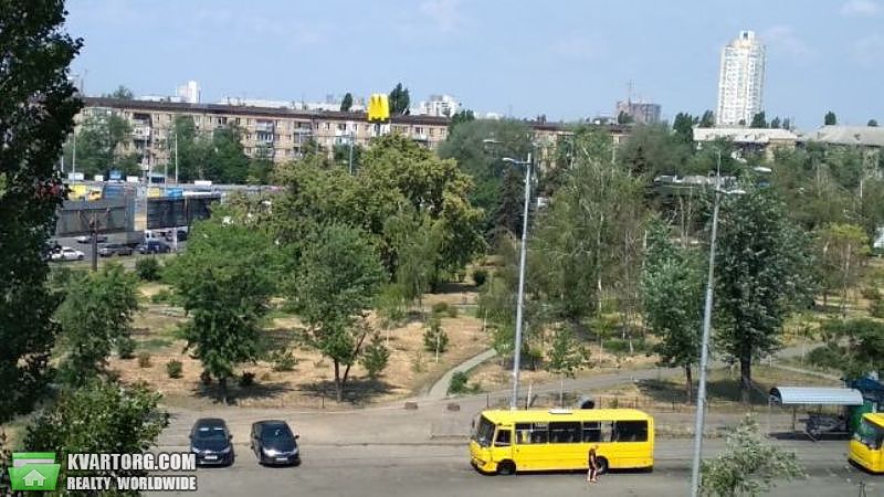 Sell 3-room apartment. Киев,  Пражская — photo 9