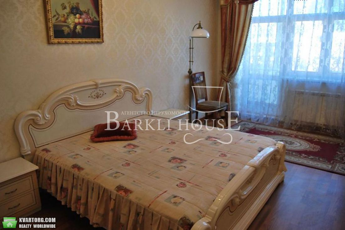 Rent out 3-room apartment. Киев,  Антоновича — photo 4