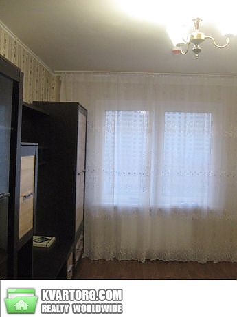 Rent out 1-room apartment. Киев,  Завальная — photo 1