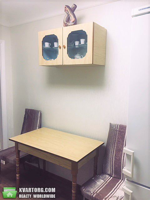 Rent out 2-room apartment. Киев,  Предславинская — photo 2