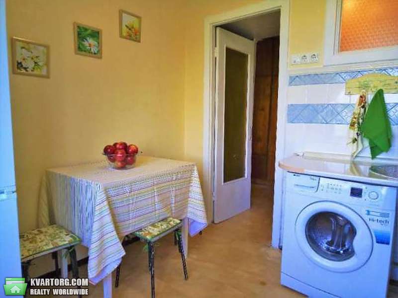 Sell 2-room apartment. Киев,  Зодчих — photo 8