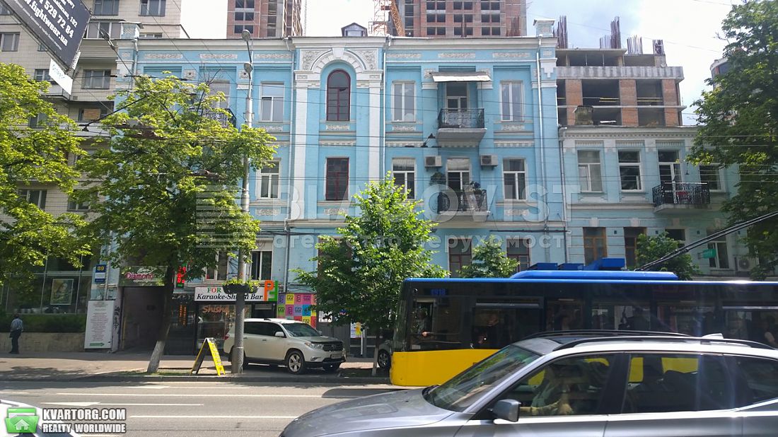 Rent out 3-room apartment. Киев,  Большая Васильковская — photo 5