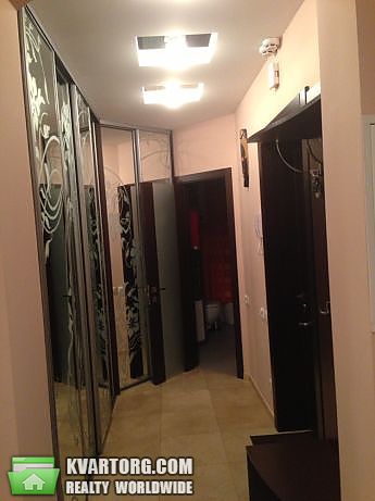 Rent out 1-room apartment. Киев,  Вышгородская — photo 7