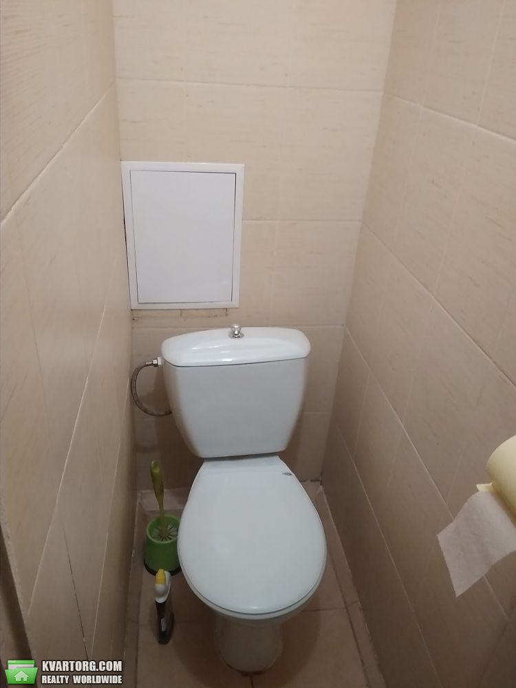 Rent out 2-room apartment. Киев, Голосеевский проспект — photo 8