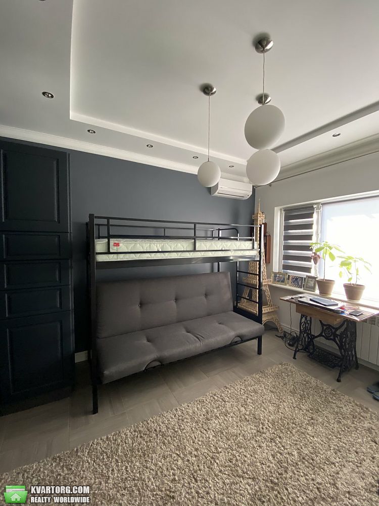 Sell 3-room apartment. Киев, Соляная — photo 4