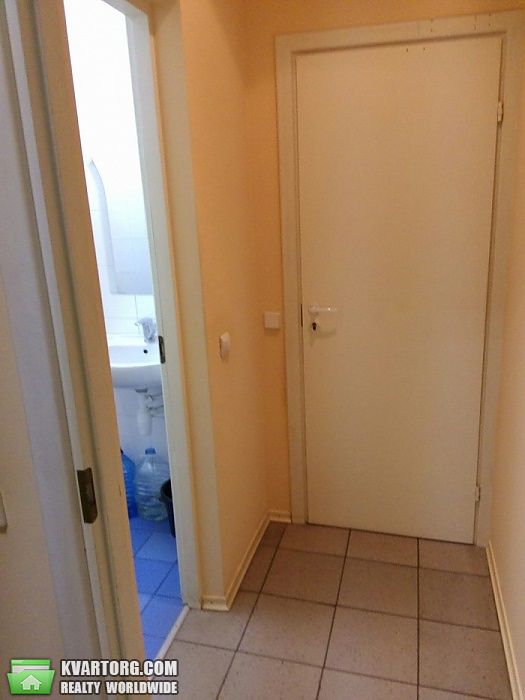 Rent out office. Киев, ул.Коновальца — photo 3