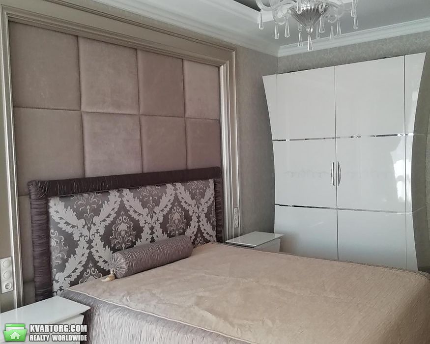 Rent out 3-room apartment. Киев, Дмитриевская — photo 4
