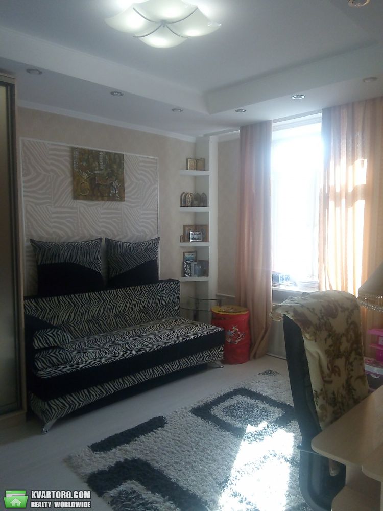 Sell 2-room apartment. Донецк,  Университетская — photo 3