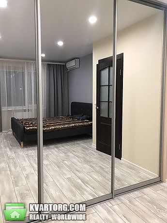 Rent out 1-room apartment. Киев,  Гмыри — photo 3