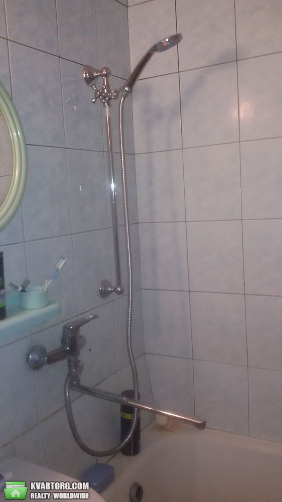 Rent out 3-room apartment. Киев, Йорданская — photo 4