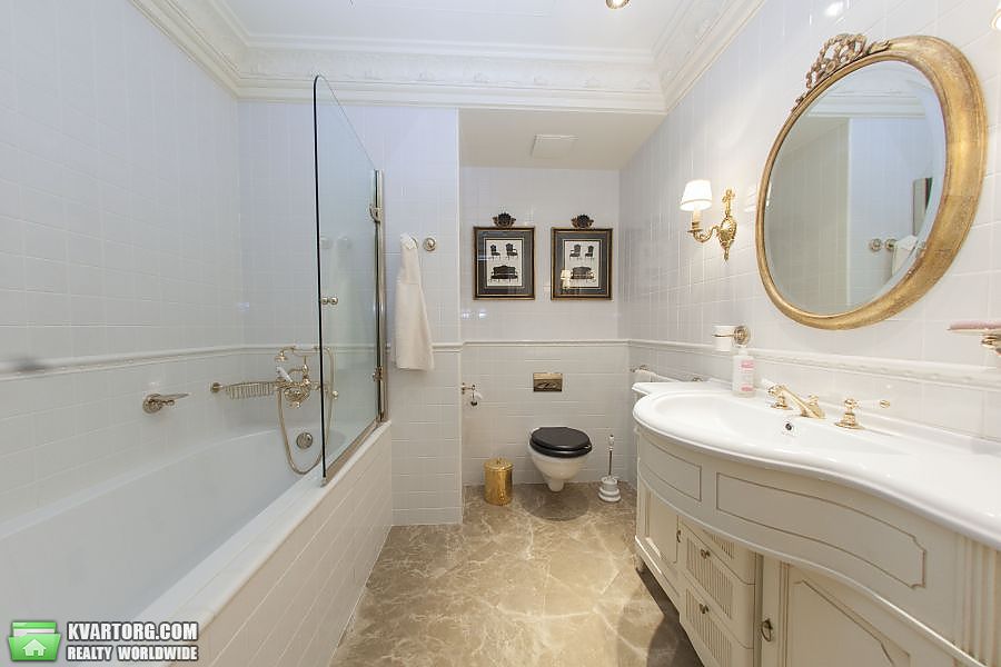 Sell multi-room apartment. Киев, Щорса — photo 3