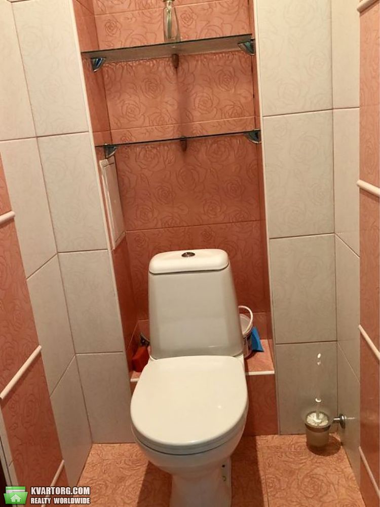 Rent out 2-room apartment. Киев,  Мишуги — photo 10
