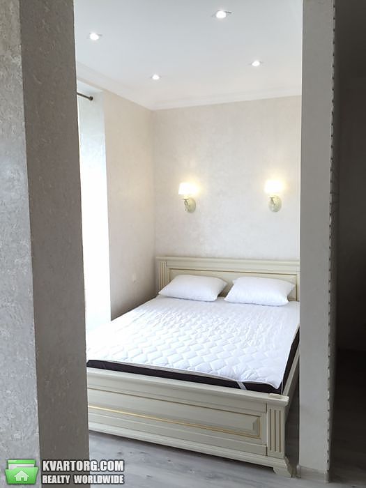 Rent out 1-room apartment. Киев,  Донца — photo 1