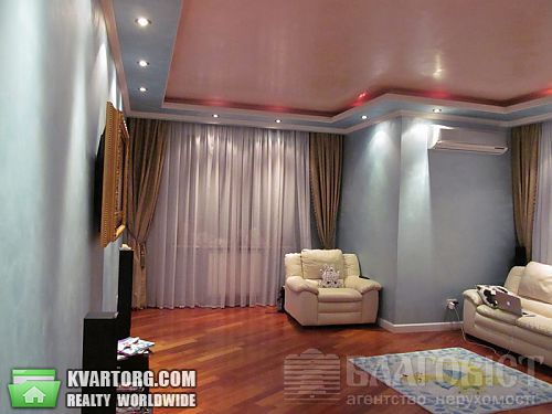 Sell 2-room apartment. Киев, Героев Сталинграда пр — photo 3