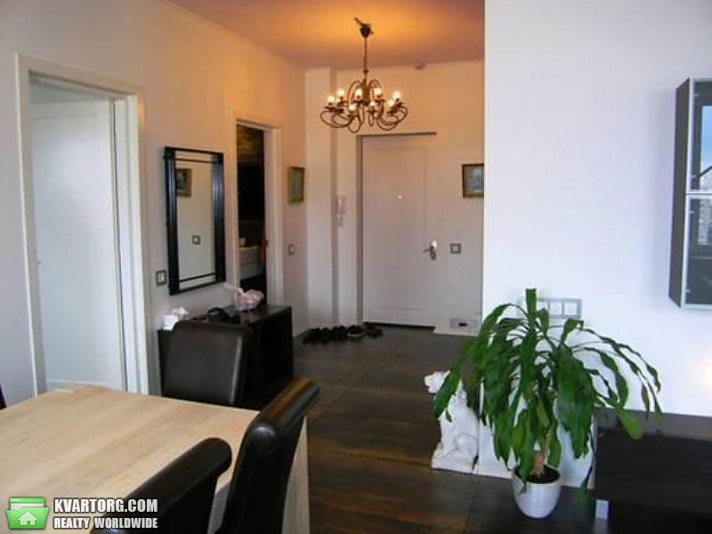 Rent out 3-room apartment. Киев, Забилы — photo 8
