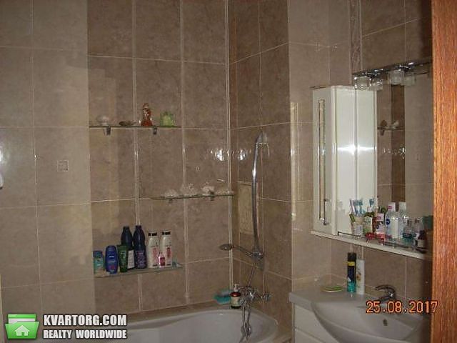 Sell 3-room apartment. Киев,  Урловская — photo 10