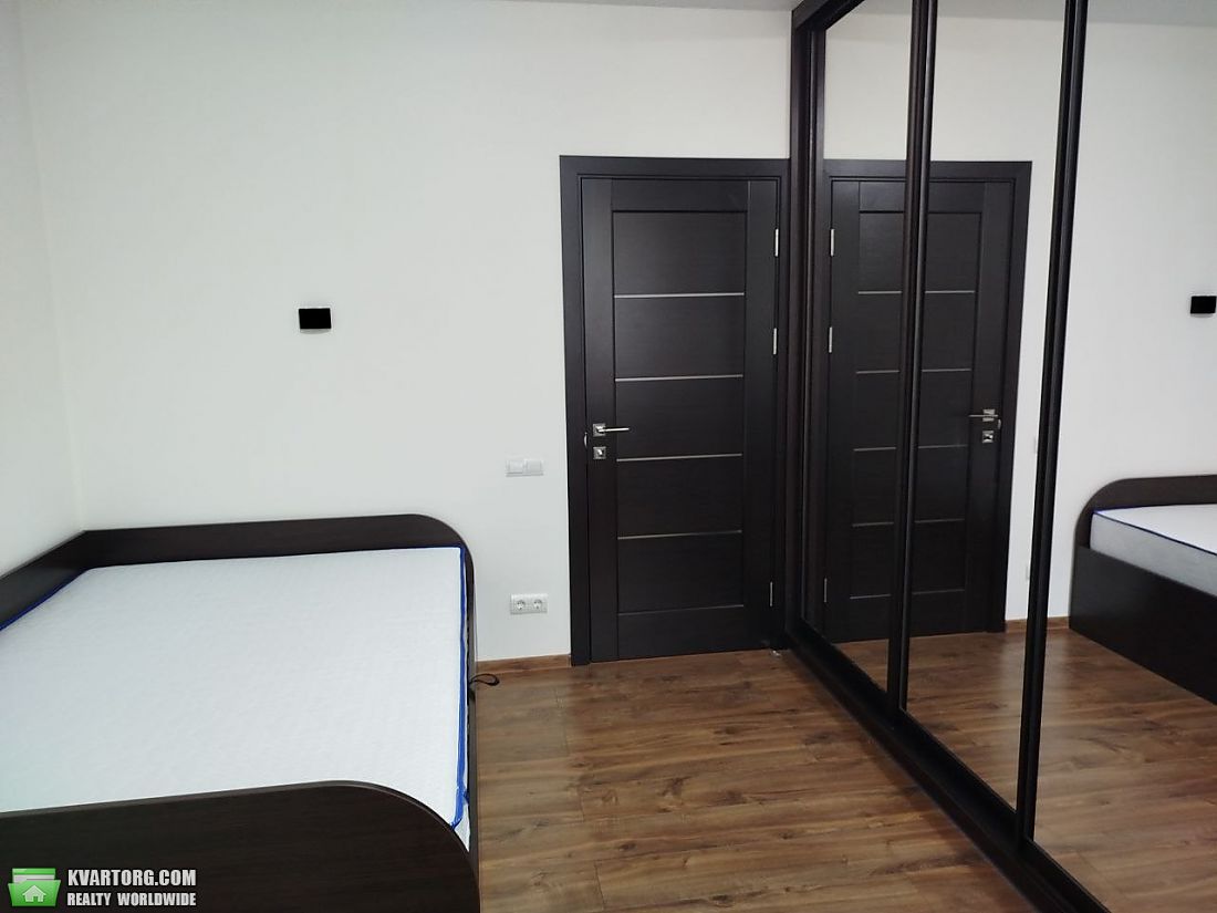 Rent out 3-room apartment. Киев,  Заболотного — photo 2