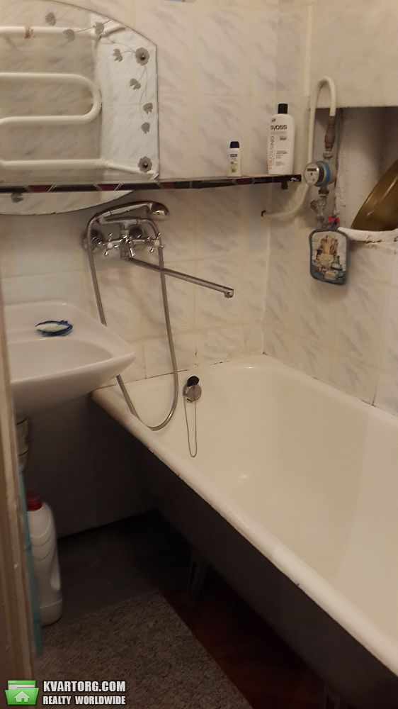 Rent out 1-room apartment. Киев, Кирилловская ул. — photo 6