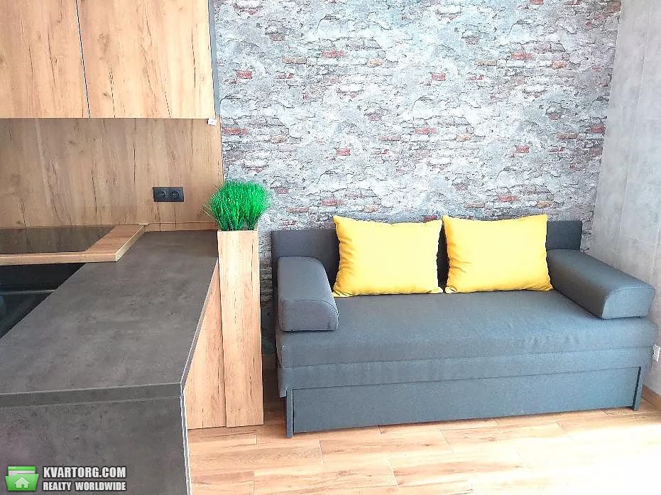 Rent out 1-room apartment. Киев,  Саперное поле — photo 3