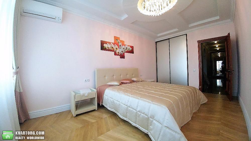 Rent out 4-room apartment. Киев,  Глубочицкая — photo 4