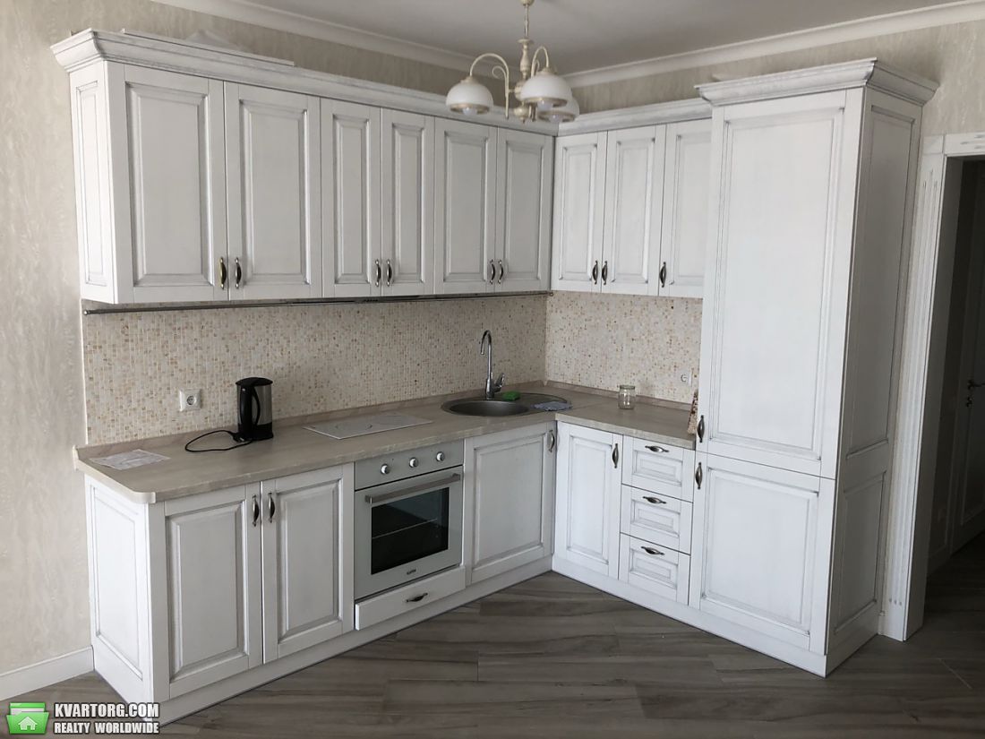 Rent out 1-room apartment. Киев, Луценко — photo 4