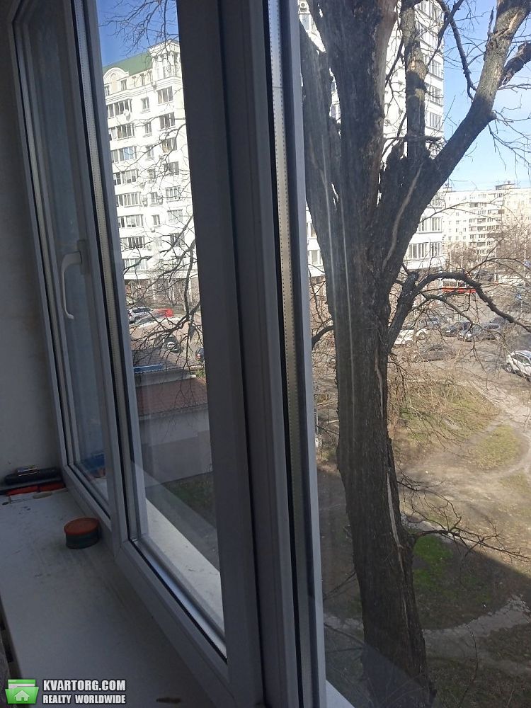 продам 1-комнатную квартиру Киев, ул. Навашина 13 - Фото 2