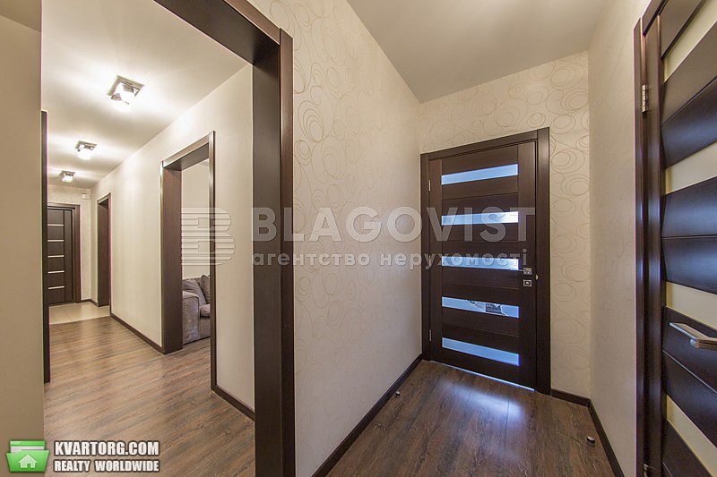 Sell 3-room apartment. Киев,  Урловская — photo 10
