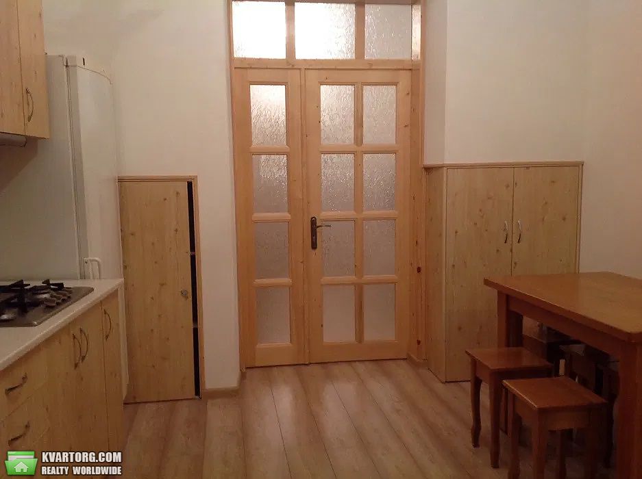 Rent out 2-room apartment. Львов, замарстинівська — photo 1