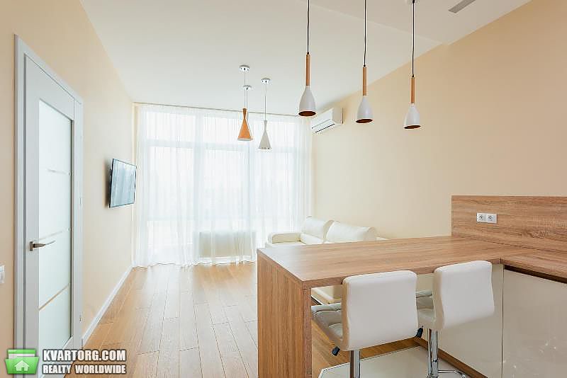Sell 1-room apartment. Киев,  Оболонский пр — photo 1